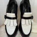 LEATHER TWO TONE WIDE TASSLE BUCKLE LOAFER SHOES
