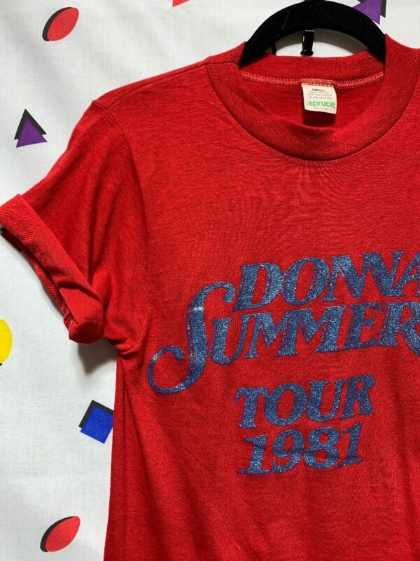 DEADSTOCK DONNA SUMMER BLUE GLITTER METALLIC TOUR 1981 SUMMER IS BACK GRAPHIC T SHIRT