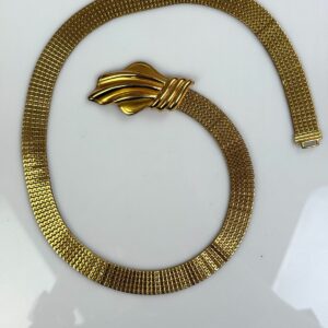 Photo detail:1980S TIGHT SQUARED LINK CHAIN BELT WITH OVERSIZED BUCKLE
