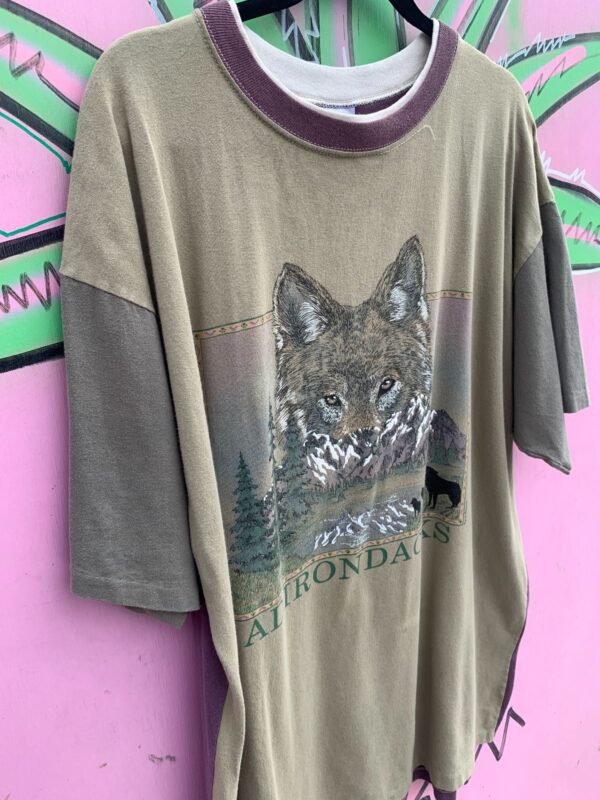 WOLVES FOREST SCENE ADIRONDACKS COLORBLOCK T-SHIRT