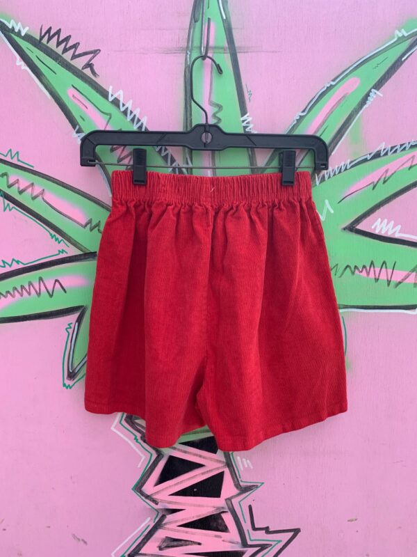 YES! RETRO 1970S CORDUROY ELASTIC WAIST SHORTS