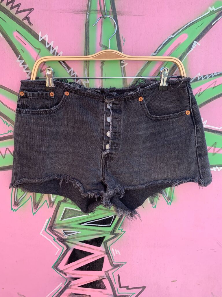 RAD!!! CUT & FRAYED WAISTBAND LEVIS 501 BUTTON FLY DENIM CUTOFF SHORTS
