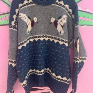 Photo detail:100% WOOL DUCK DESIGN KNIT PULLOVER SWEATER