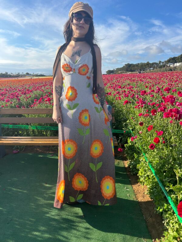 WOWW! 1970S NYLON POLKADOT HALFTONE PSYCHEDELIC FLOWER-POWER PRINT MAXI DRESS