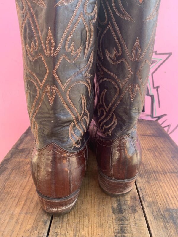 COOL! 2-TONE EEL SKIN PANELED EMBROIDERED COWBOY BOOTS