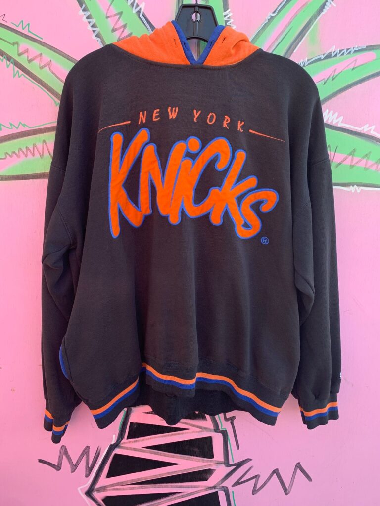 STARTER NBA NEW YORK KNICKS PULLOVER HOODED SWEATSHIRT