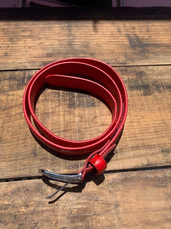 BASIC FAUX LEATHER LIPSTICK RED NARROW BELT, SILVER BUCKLE
