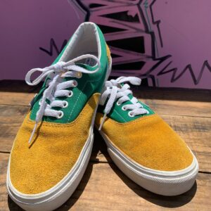 Photo detail:FUN! SUEDE COLOR BLOCK VANS LOW TOP SKATE SHOES