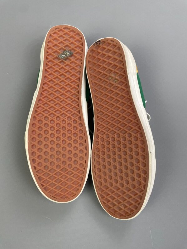 FUN! SUEDE COLOR BLOCK VANS LOW TOP SKATE SHOES