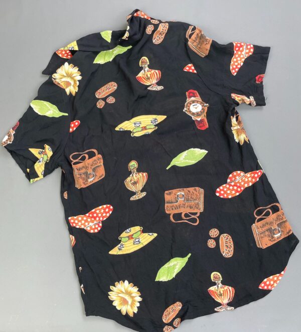 CUTE!! 1990S SLINKY FASHION ACCESSORY PRINT SLEEVE BUTTON DOWN RAYON BLOUSE