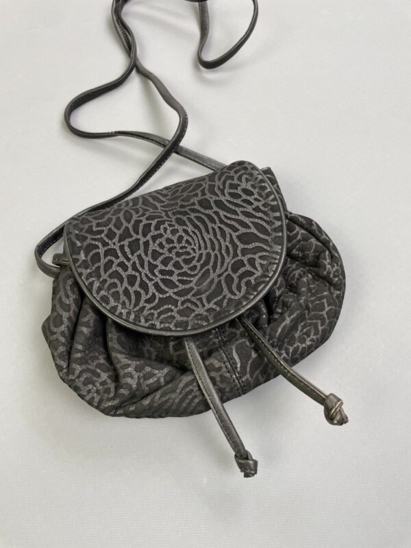 LOVE! 1980S LASER ETCHED FLORAL DESIGN MINI LEATHER SHOULDER PURSE, DRAWSTRING CLOSURE