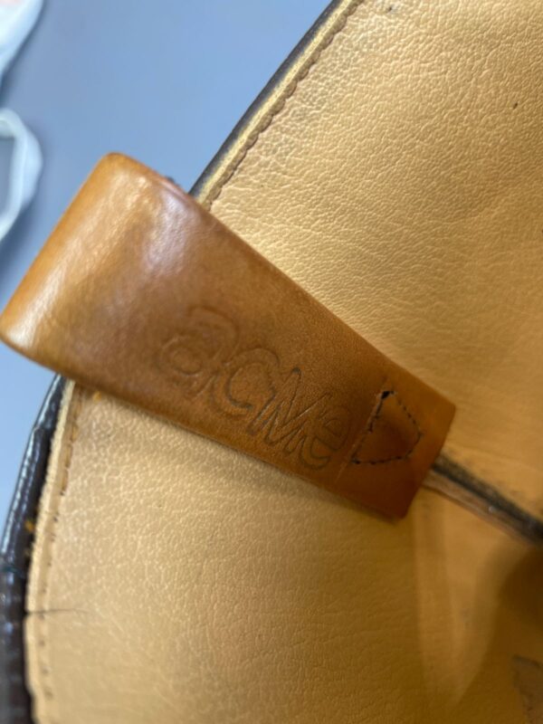*AS-IS* RAD! ORNATELY EMBOSSED SNIP TOE WESTERN BOOTS