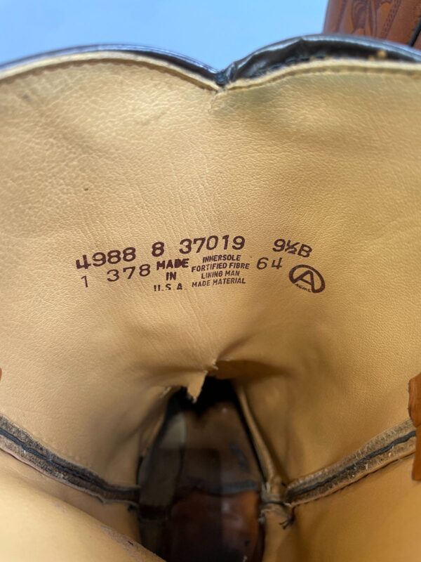 *AS-IS* RAD! ORNATELY EMBOSSED SNIP TOE WESTERN BOOTS