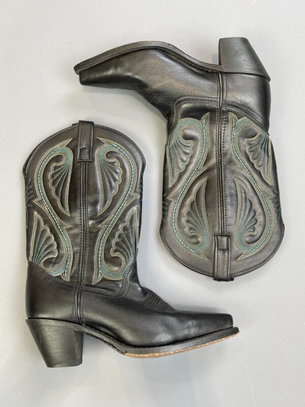 CUTE! BLUE & YELLOW EMBROIDERED POINTED TOE BLACK LEATHER COWBOY BOOTS