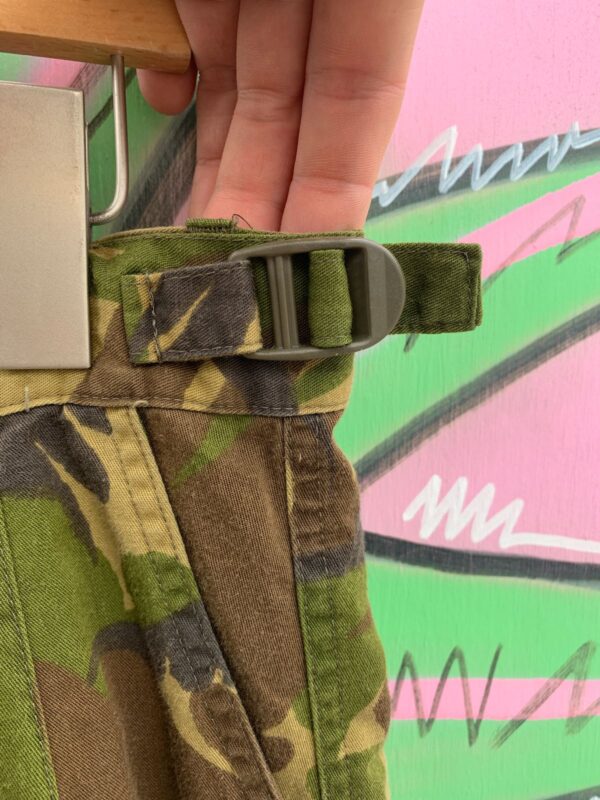 NICE! RETRO 1980S EUROPEAN CAMO SHORTS CUFFED HEM