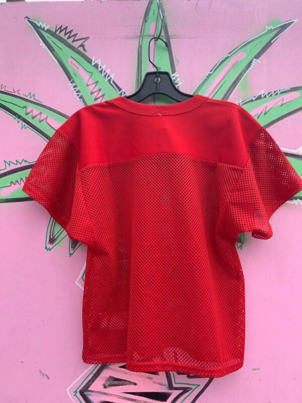 CROPPED MESH FOOTBALL PRACTICE JERSEY