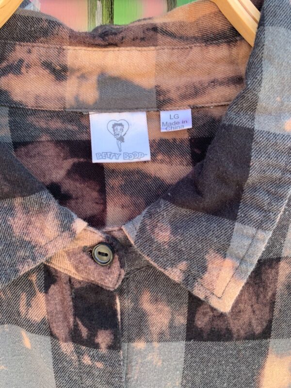 BETTY BOOP! BLEACHED BUFFALO PLAID FLANNEL