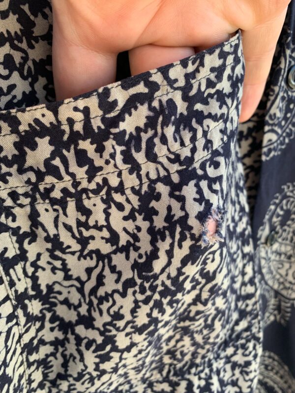 *AS-IS* 100% RAYON BATIK PRINT PAISLEY PANEL SHORT SLEEVE BUTTON UP SHIRT