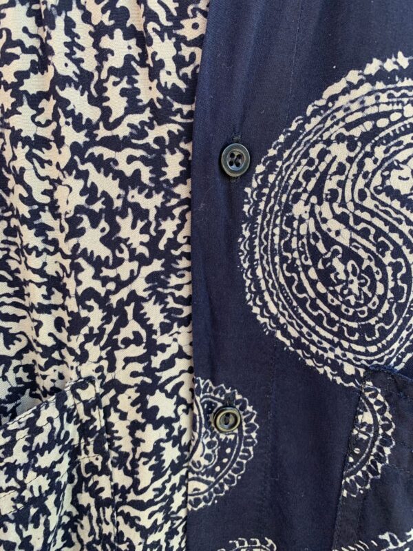 *AS-IS* 100% RAYON BATIK PRINT PAISLEY PANEL SHORT SLEEVE BUTTON UP SHIRT