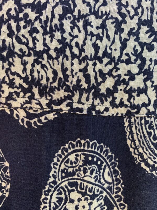 *AS-IS* 100% RAYON BATIK PRINT PAISLEY PANEL SHORT SLEEVE BUTTON UP SHIRT