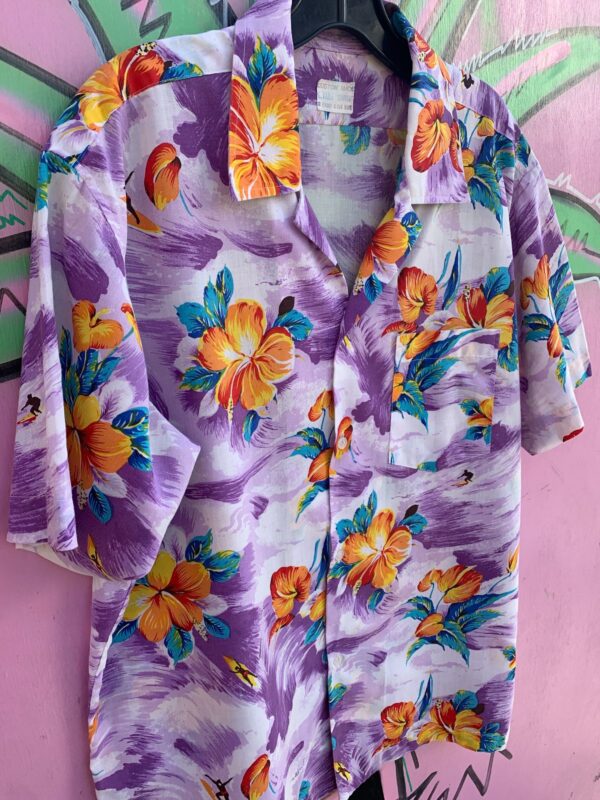 NICE! 1970S CUSTOM MADE HAWAIIAN SHIRT HIBISCUS SURFING PRINT