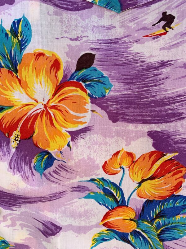 NICE! 1970S CUSTOM MADE HAWAIIAN SHIRT HIBISCUS SURFING PRINT