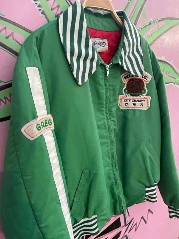 RETRO 1970S VARSITY STRIPE COLLAR CHENILLE BASKETBALL PATCH 77-79 FOR GREG BOMBER JACKET