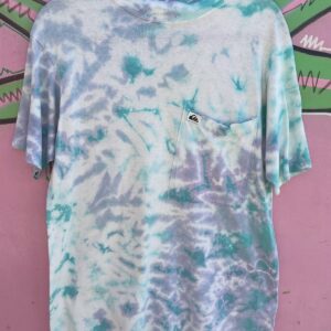 Photo detail:TIE DYE QUIKSILVER FRONT POCKET THICK RIBBED COLLAR T SHIRT