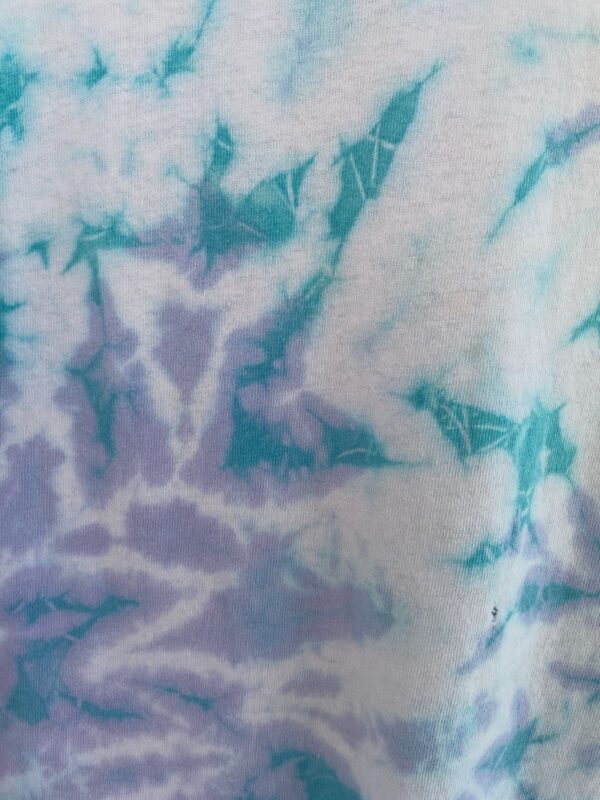 TIE DYE QUIKSILVER FRONT POCKET THICK RIBBED COLLAR T SHIRT