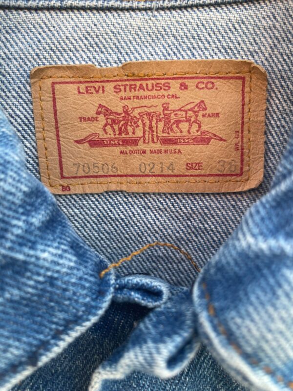 *AS-IS* PERFECTLY WORN & DISTRESSED DENIM TRUCKER JACKET