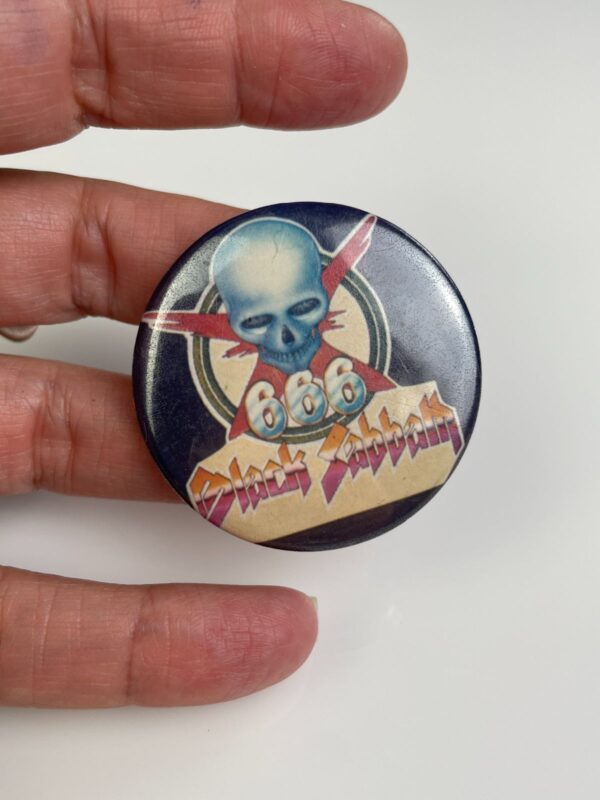 ORIGINAL 1980S BLACK SABBATH 666 GRAPHIC BUTTON PIN