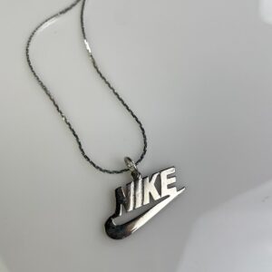 Photo detail:SILVER PLATED NIKE LOGO PENDANT, SILVER PLATED DEADSTOCK SNAKE CHAIN NECKLACE
