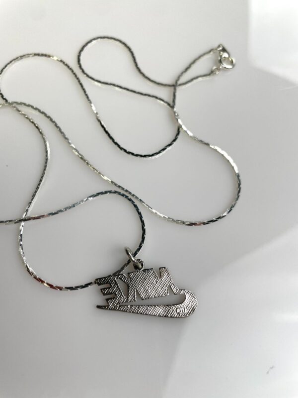 SILVER PLATED NIKE LOGO PENDANT, SILVER PLATED DEADSTOCK SNAKE CHAIN NECKLACE