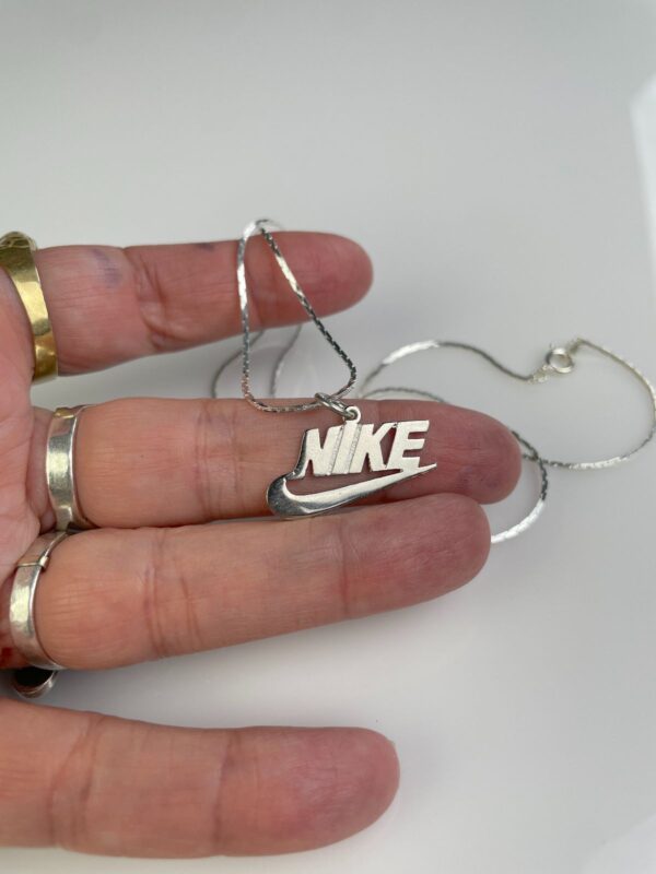 SILVER PLATED NIKE LOGO PENDANT, SILVER PLATED DEADSTOCK SNAKE CHAIN NECKLACE