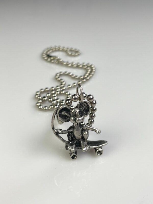 SILVER PLATED SOLID BRASS CASTED SKATE RAT PENDANT NECKLACE W/ LARGE BRASS BALL CHAIN
