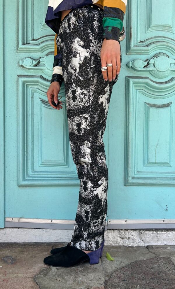 COOL! ORNATE WHITE HORSE BROCADE DESIGN TROUSERS