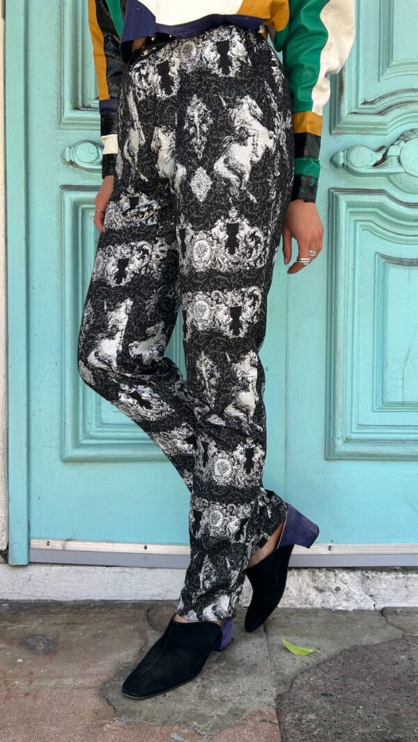 COOL! ORNATE WHITE HORSE BROCADE DESIGN TROUSERS