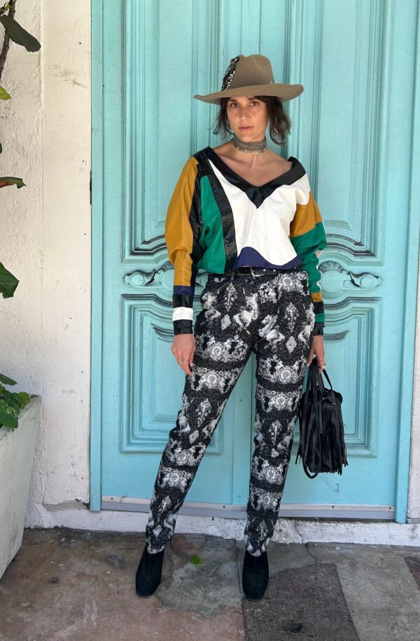 COOL! ORNATE WHITE HORSE BROCADE DESIGN TROUSERS