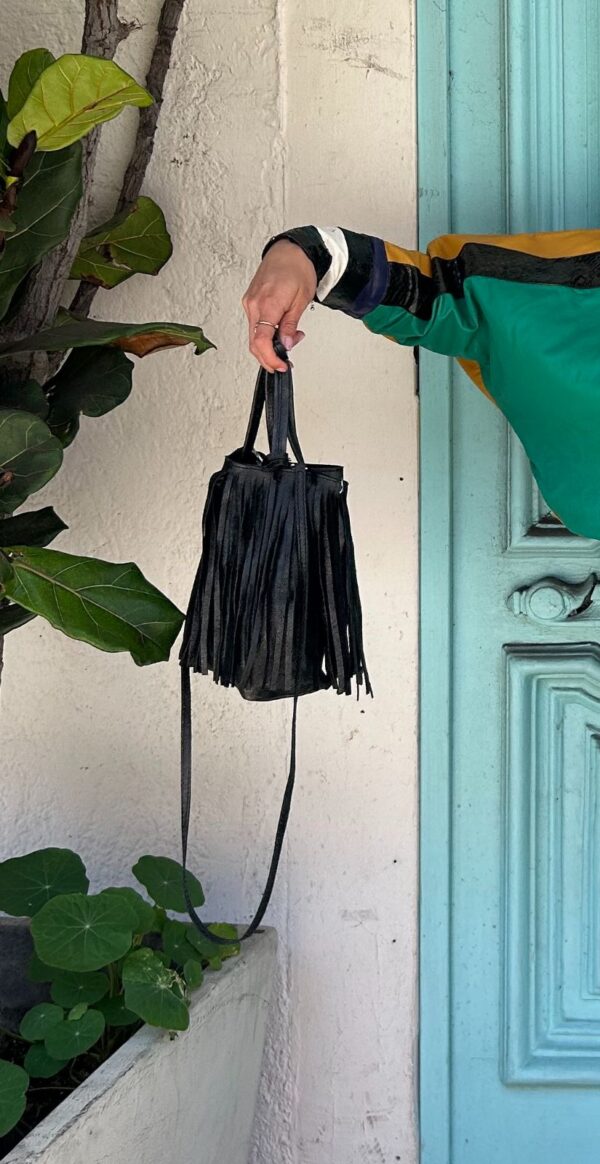 MADE IN ITALY! SHINY LEATHER FRINGE PURSE ATTACHED ZIPPER POUCH