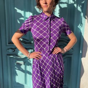 Photo detail:ADORABLE! 1960S SHORT SLEEVE COLLARED DRESS CRISS CROSS PRINT