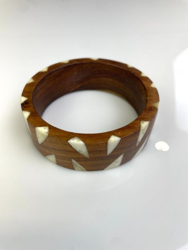 SUPER COOL! WOOD & SHELL INLAY BANGLE BRACELET