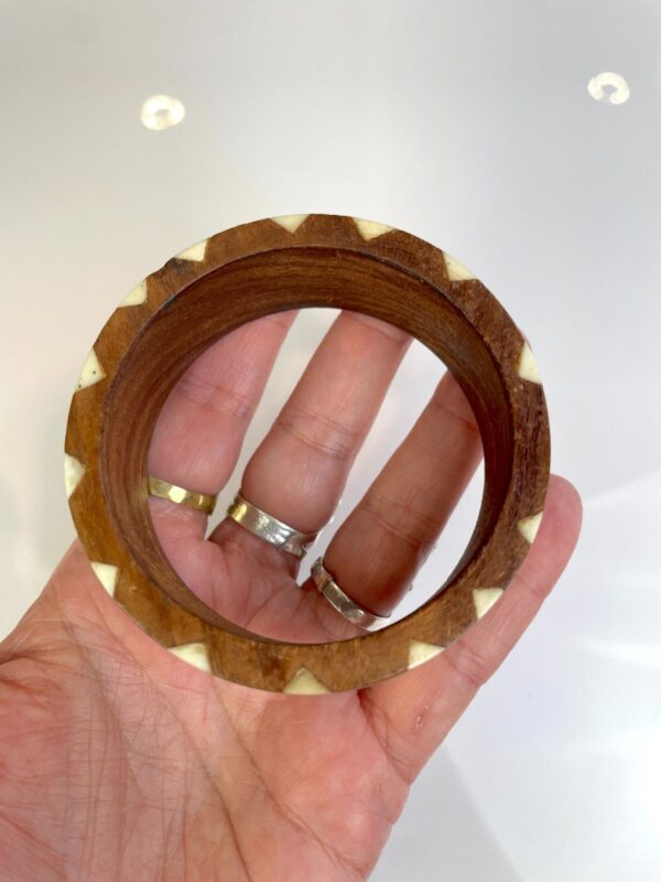SUPER COOL! WOOD & SHELL INLAY BANGLE BRACELET
