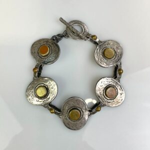 Photo detail:TRI-TONE SILVER, BRASS & COPPER BRUTALIST STYLE CHAIN LINK BRACELET, TOGGLE CLOSURE