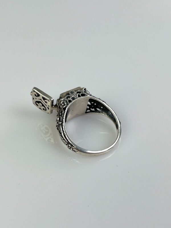 SWEET 925 FILIGREE STYLE STERLING SILVER SNUFF LOCKET POISON RING *STAMPED