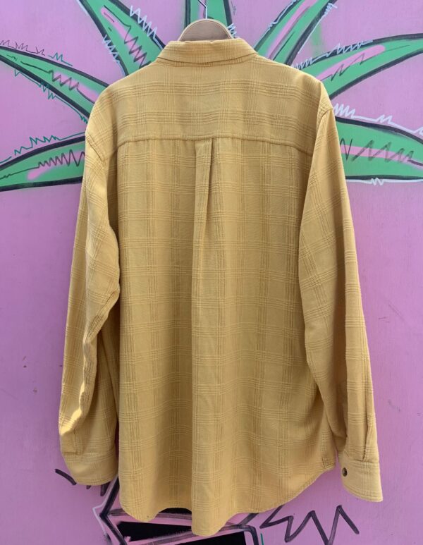 NICE! HEAVY COTTON TWILL RAISED PLAID DESIGN LONG SLEEVE BUTTON DOWN SHIRT