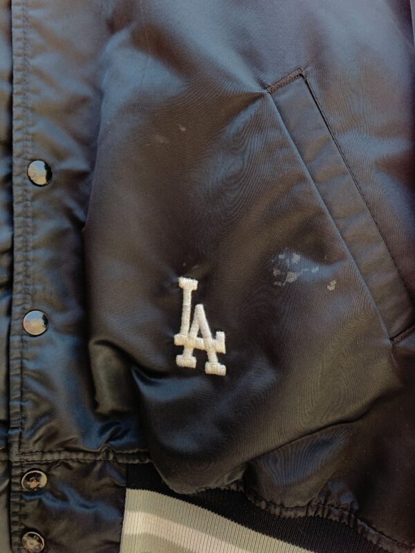 AS-IS NHL LOS ANGELES KINGS SATIN BUTTON-UP JACKET
