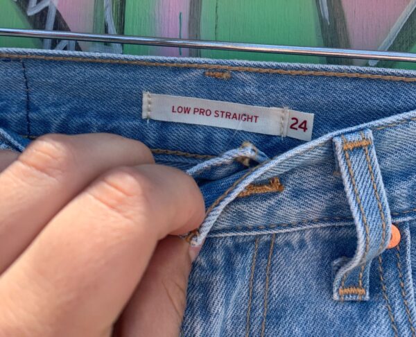 LIGHT WASH LEVIS "LOW PRO" DENIM CUTOFF SHORTS