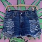 1990S STONEWASH LEVIS 517 DENIM CUTOFF SHORTS FRONT RIPS