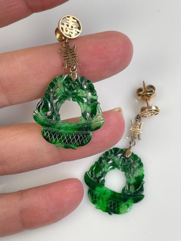 ANTIQUE 14K GOLD CARVED JADE EARRINGS
