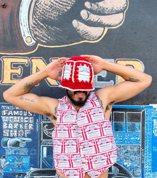 *AS-IS* 1970S HANDMADE CROCHET BUDWEISER CAN KNIT HAT
